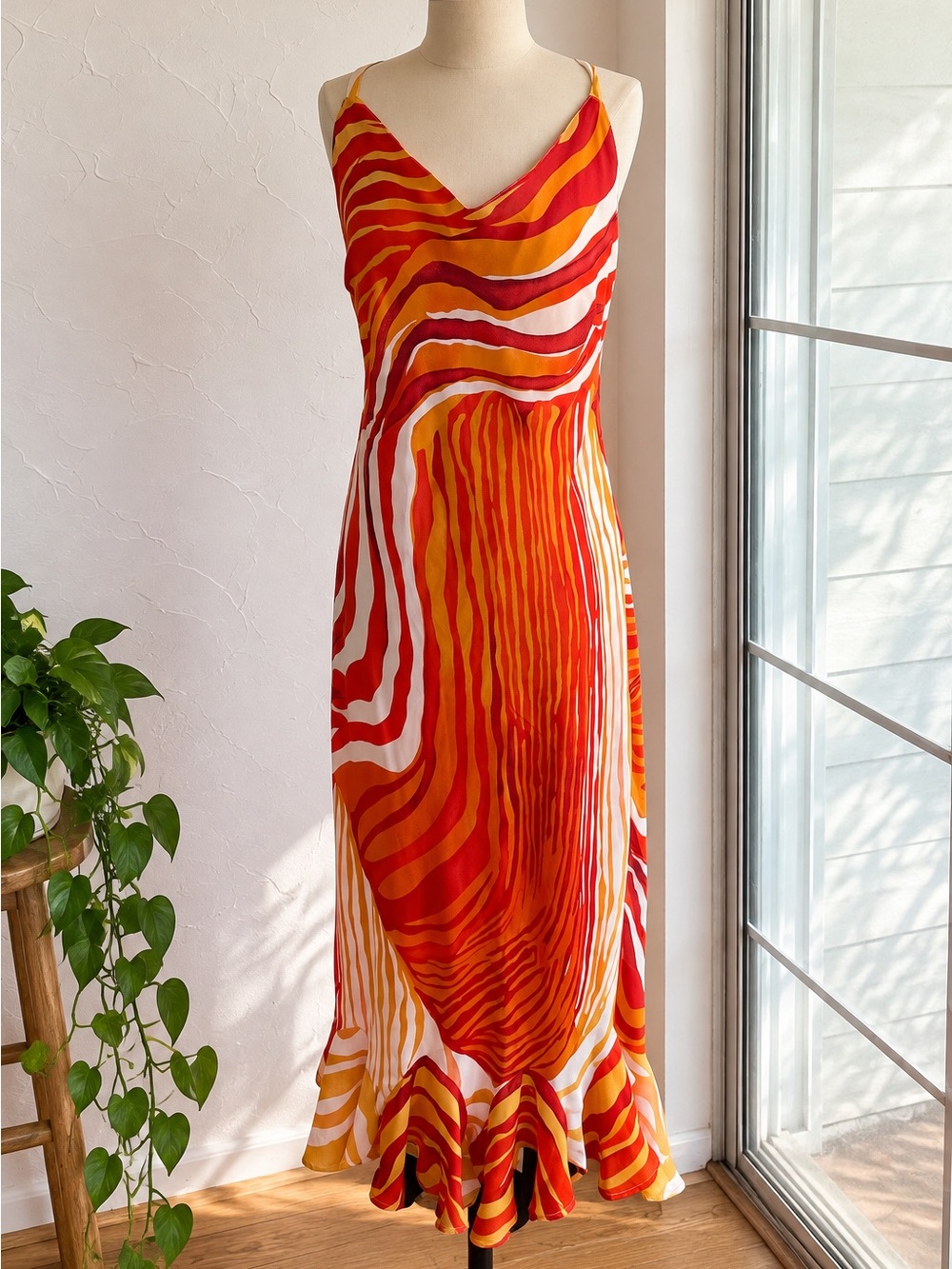 Vintage 90s Millennium Abstract Swirl Maxi Dress Size 22 Open Back